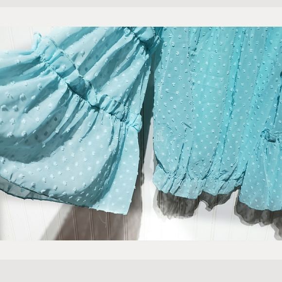 ● S O L D ● Turqouise Blue Ruffled Off Shoulder Peasant Top - Picture 4 of 8